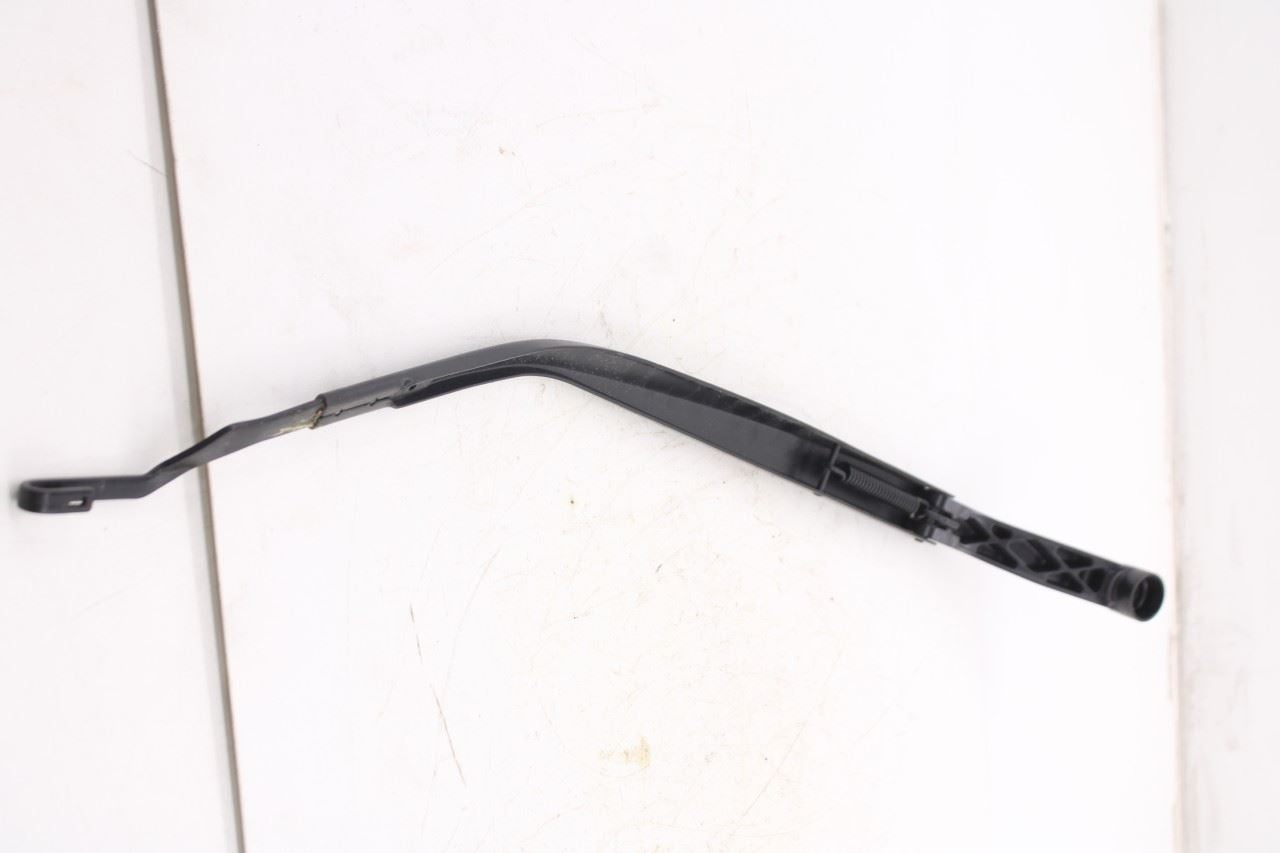 2020-2026 Toyota Corolla LE Front Right and Left Windshield Wiper Arm 85211023904