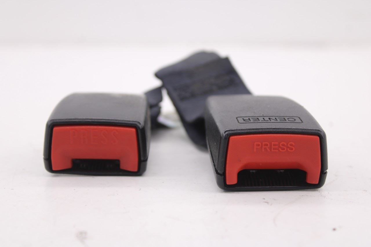 11-25 Mitsubishi Outlander Sport SE Rear RH and LH 2nd Row Seat Belt Buckle Set11