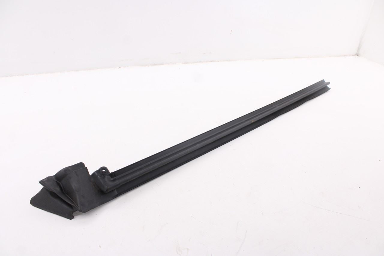 2015-23 Ford Mustang GT Front Right Side Door Outer and Inner Belt Weatherstrip6