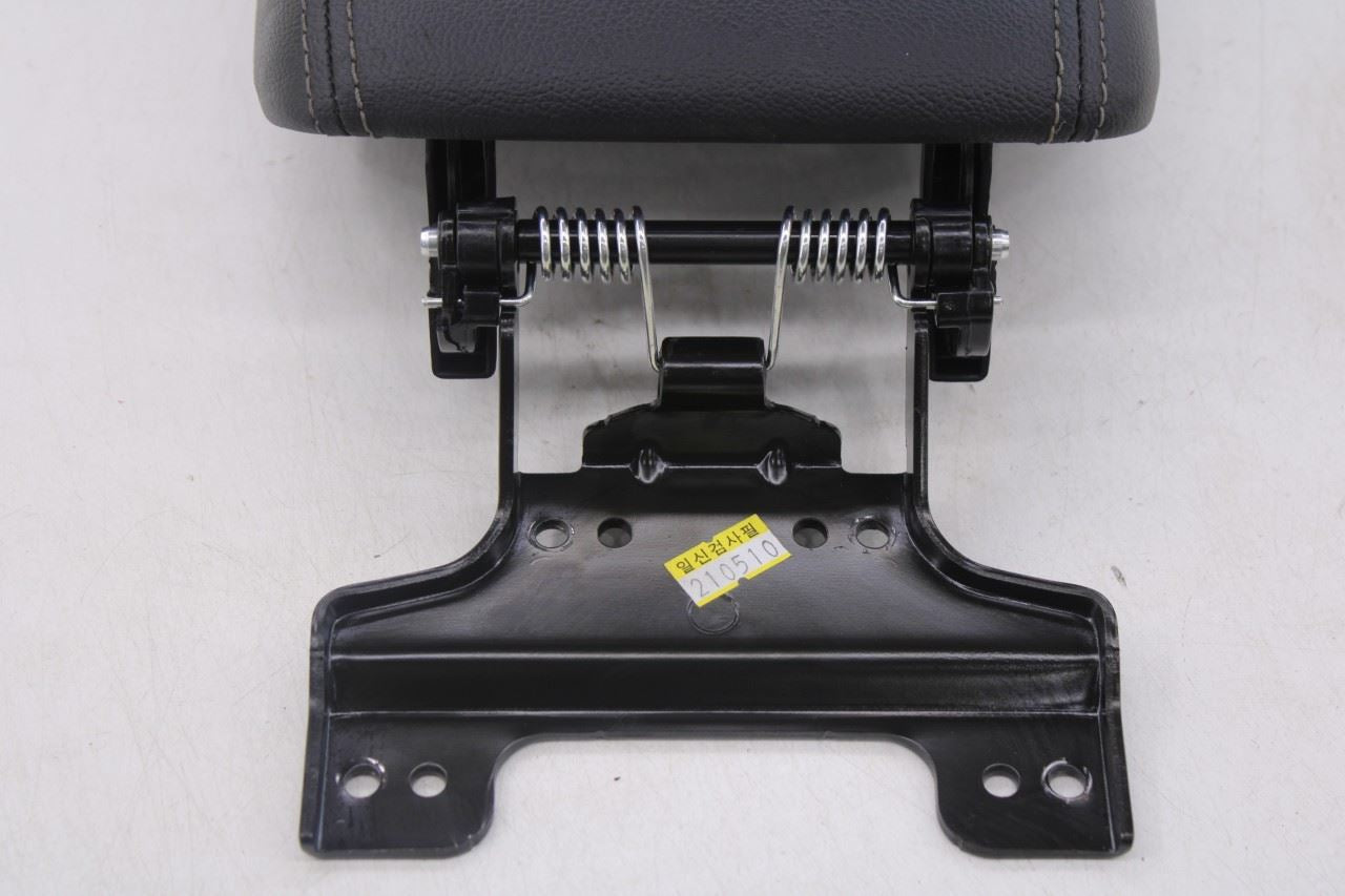 2016-2022 Kia Sportage Nightfall Center Console Armrest Storage Lid 84660D9000WK3