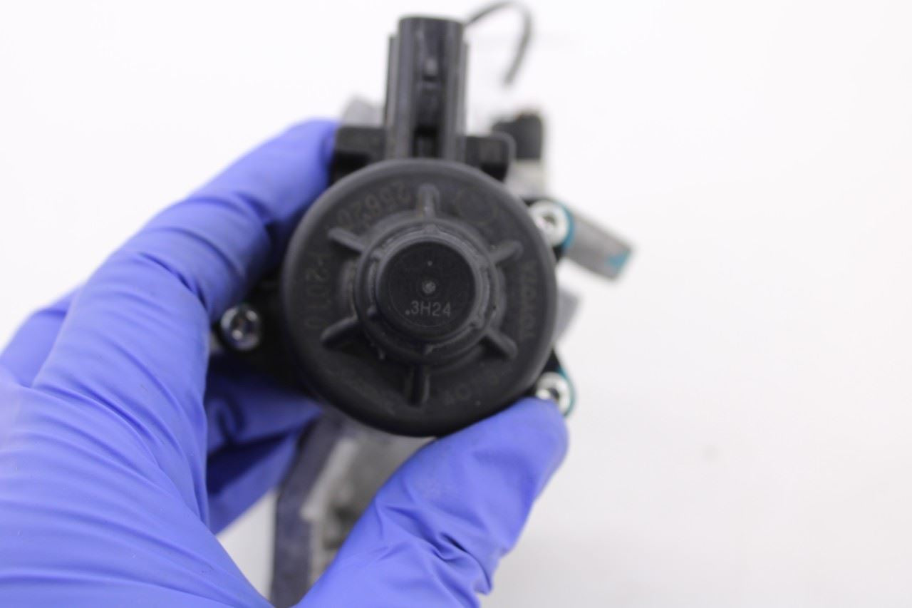 2019-2026 Toyota Corolla LE 2.0L Exhaust Gas Recirculation EGR Valve 25620-F20105