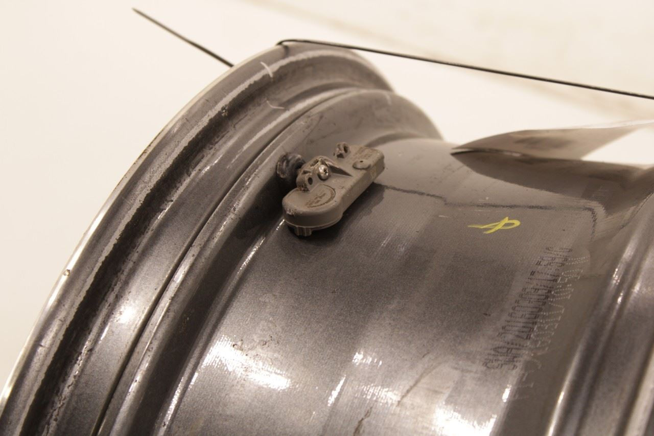 2016-2017 Hyundai Veloster Turbo Aluminium Wheel R18x7.5J 52910-2V650 OEM *ReaD* - Alshned Auto Parts