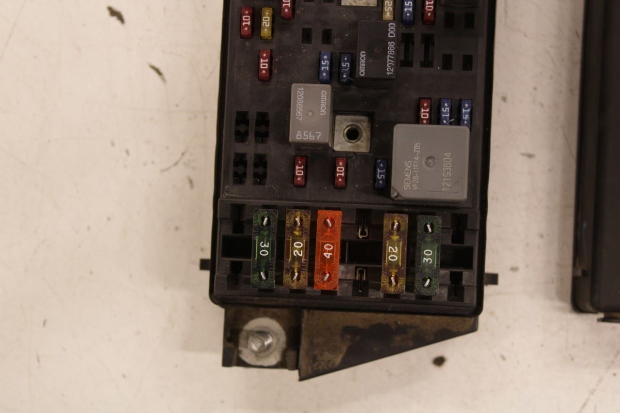 1997-2004 Chevy Corvette 5.7L Power Distribution Fuse Relay Junction Box *ReaD* - Alshned Auto Parts