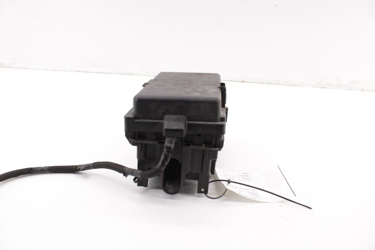 17-20 Chrysler Pacifica 3.6L FWD Intelligent Power Distribution Center Fuse Box - Alshned Auto Parts