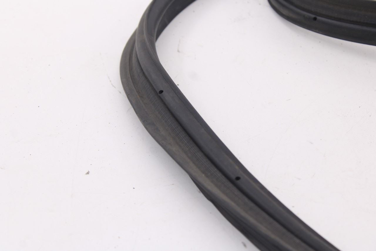 2020-2024 Toyota Corolla LE Rear Trunk Deck Lid Weatherstrip Seal 64461-022905