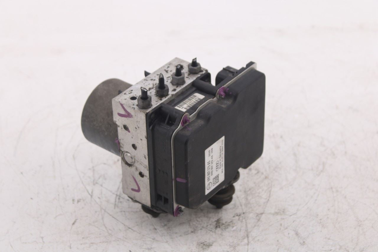 2014-2017 Audi Q5 Premium 2L ABS Anti Lock Brake Pump Control Module 8R0907379AS5