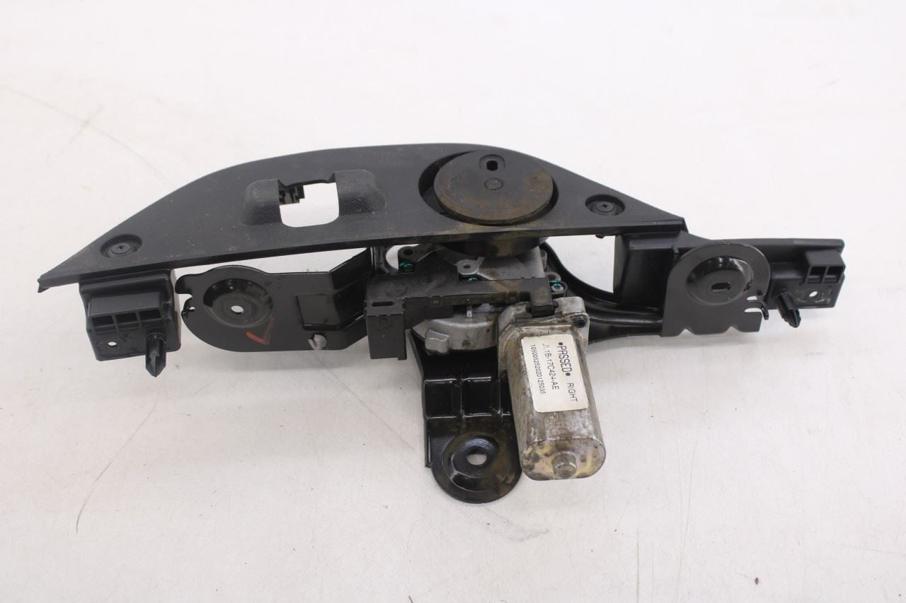 2018-2024 Ford Expedition Max XLT Rear Liftgate Glass Window Wiper Motor and Arm15
