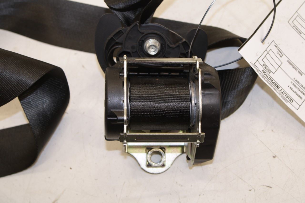 2018-24 Volkswagen Atlas S Rear Passenger Right Side 3rd Row Seat Belt Retractor - Alshned Auto Parts