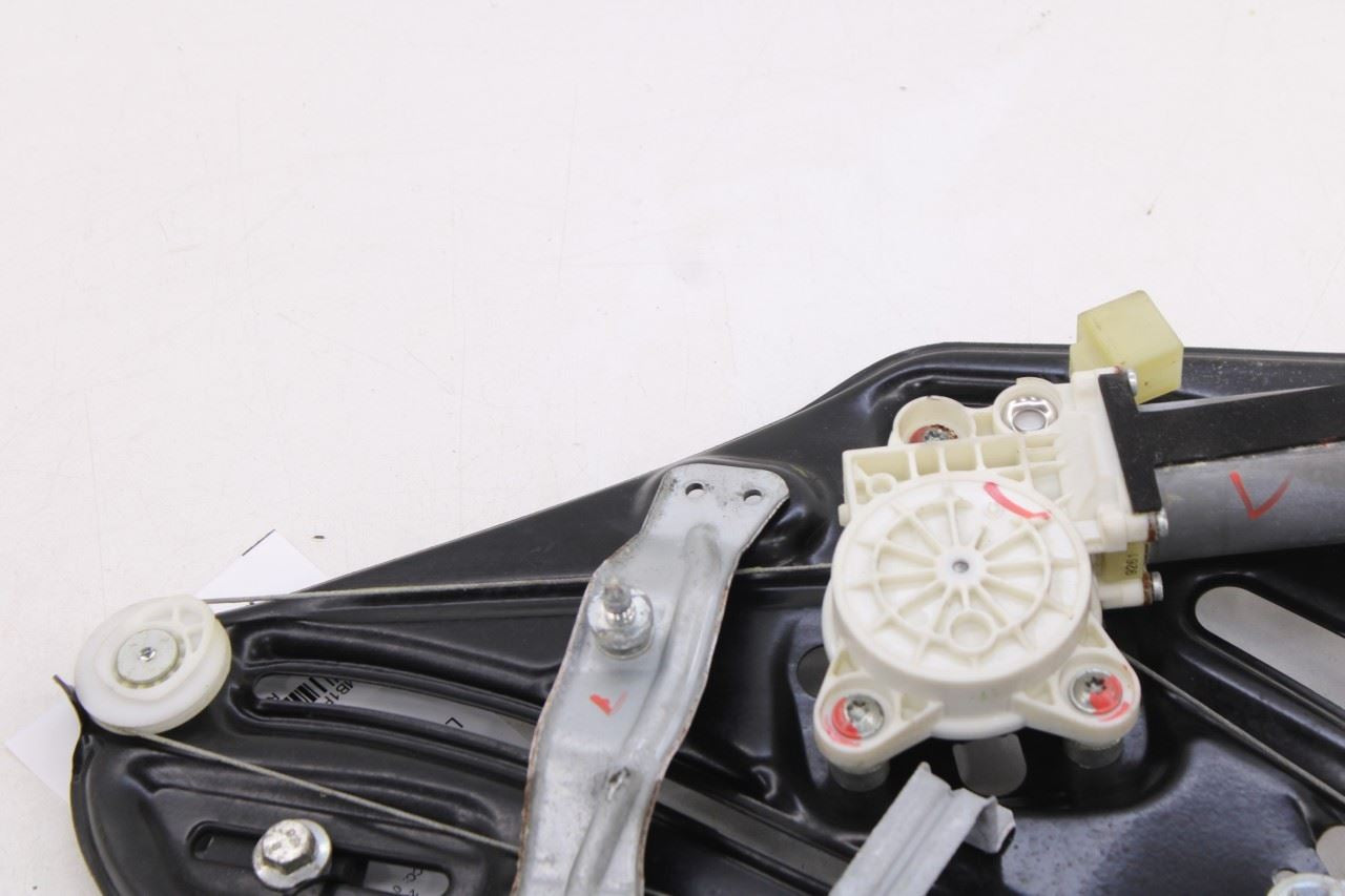 06-09 Mercedes-Benz CLK 350 Rear Right Door Window Regulator w Carrier and Motor2