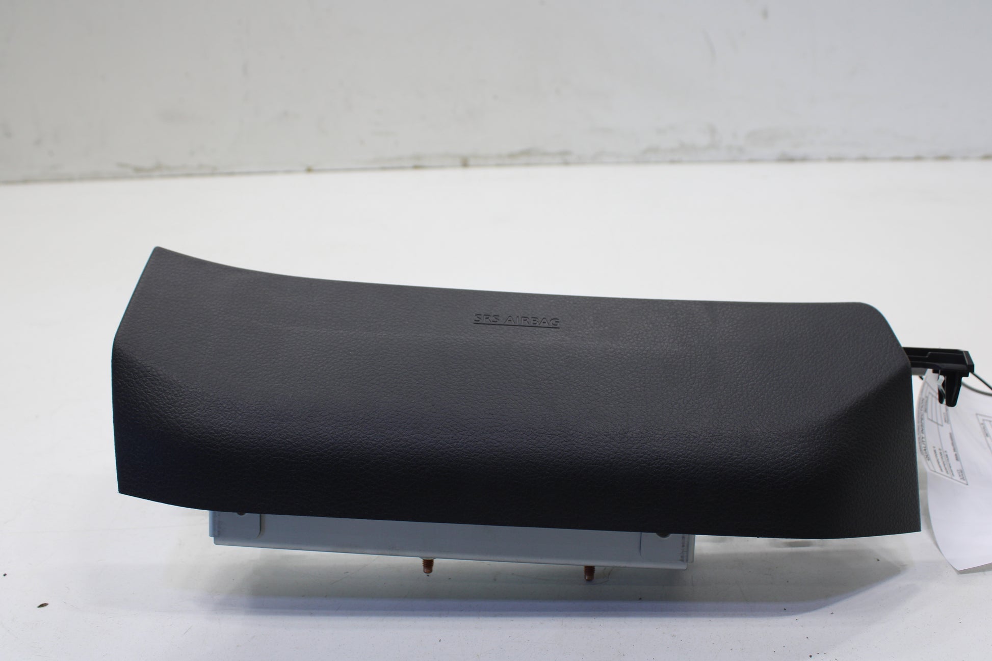 2020-2022 Nissan Rogue Sport SL AWD Front Right Passenger Lower Dash Knee Air Bag K85R1-6MR0A OEM - Alshned Auto Parts