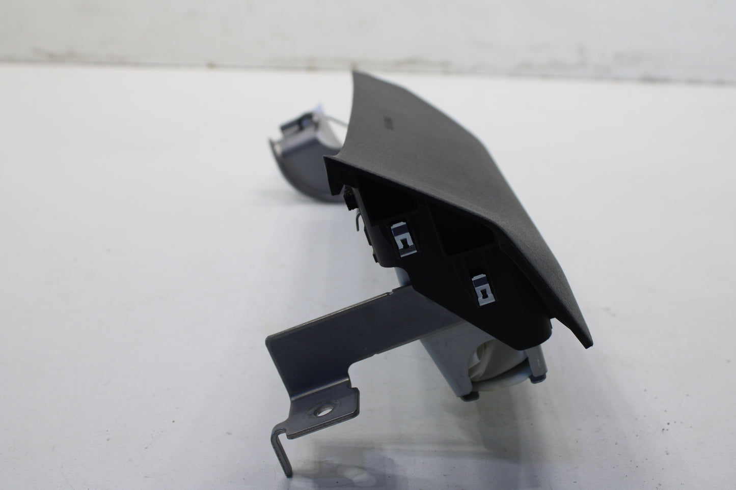 2020-2022 Nissan Rogue Sport SL AWD Front Right Passenger Lower Dash Knee Air Bag K85R1-6MR0A OEM - Alshned Auto Parts