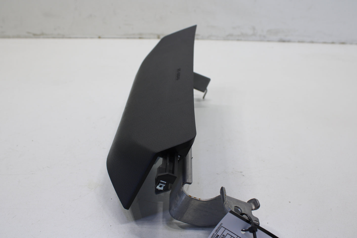 2020-2022 Nissan Rogue Sport SL AWD Front Right Passenger Lower Dash Knee Air Bag K85R1-6MR0A OEM - Alshned Auto Parts