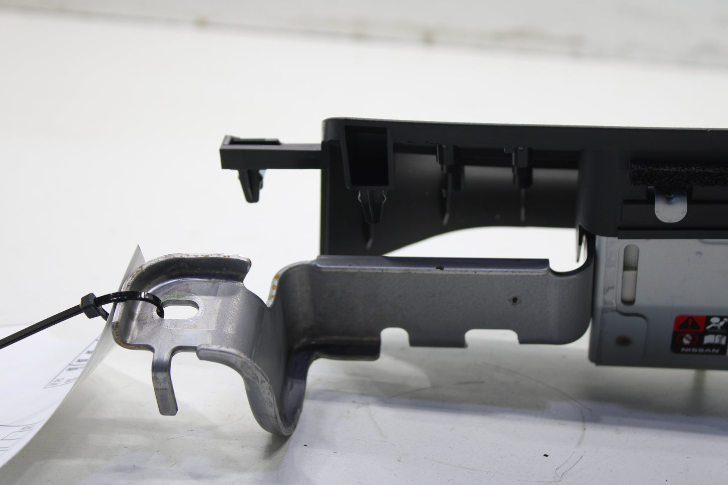 2020-2022 Nissan Rogue Sport SL AWD Front Right Passenger Lower Dash Knee Air Bag K85R1-6MR0A OEM - Alshned Auto Parts