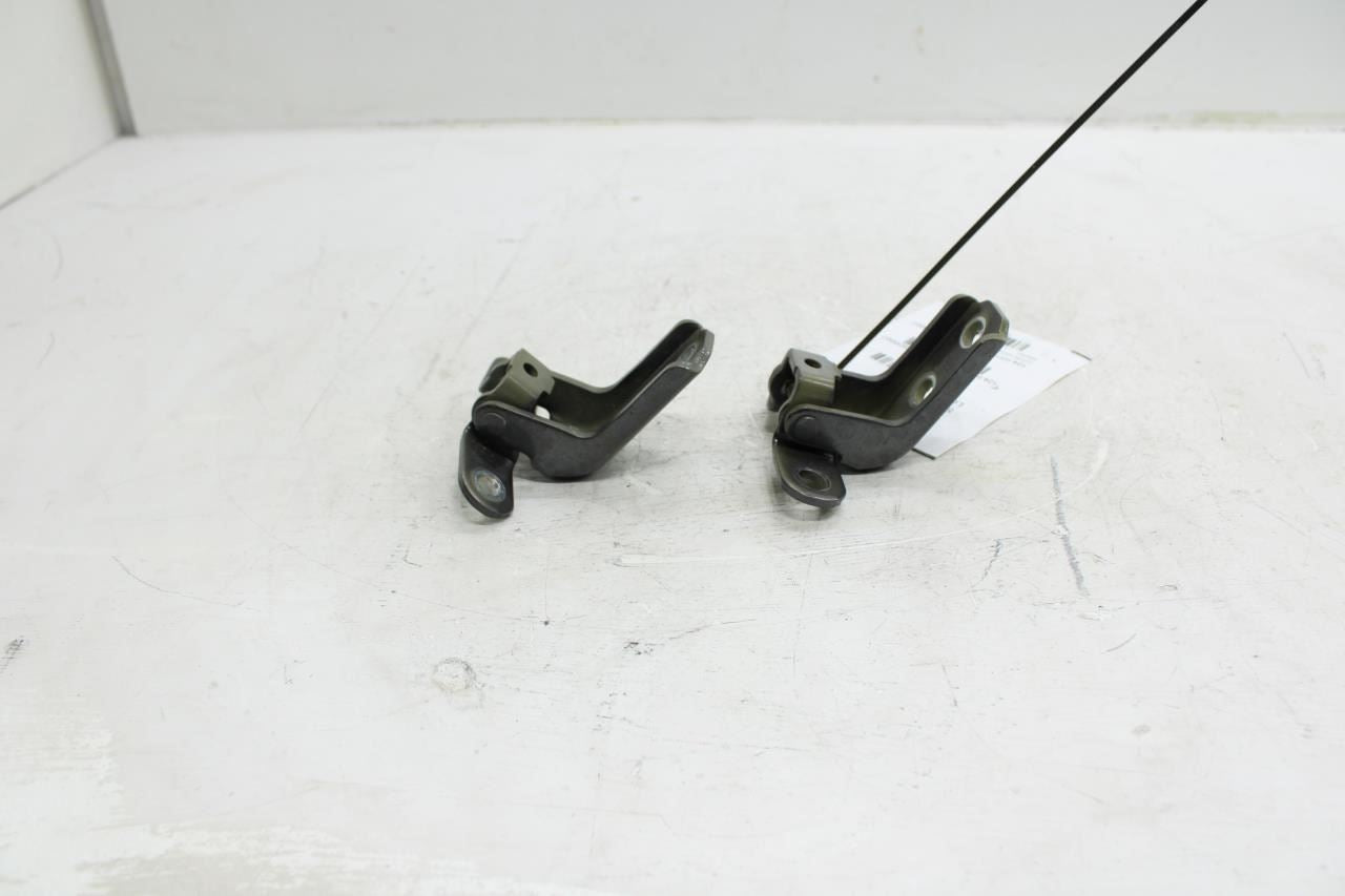 2019-23 Hyundai Santa Fe Front Right Door Hinge Upper and Lower 79320-2V000 OEM - Alshned Auto Parts
