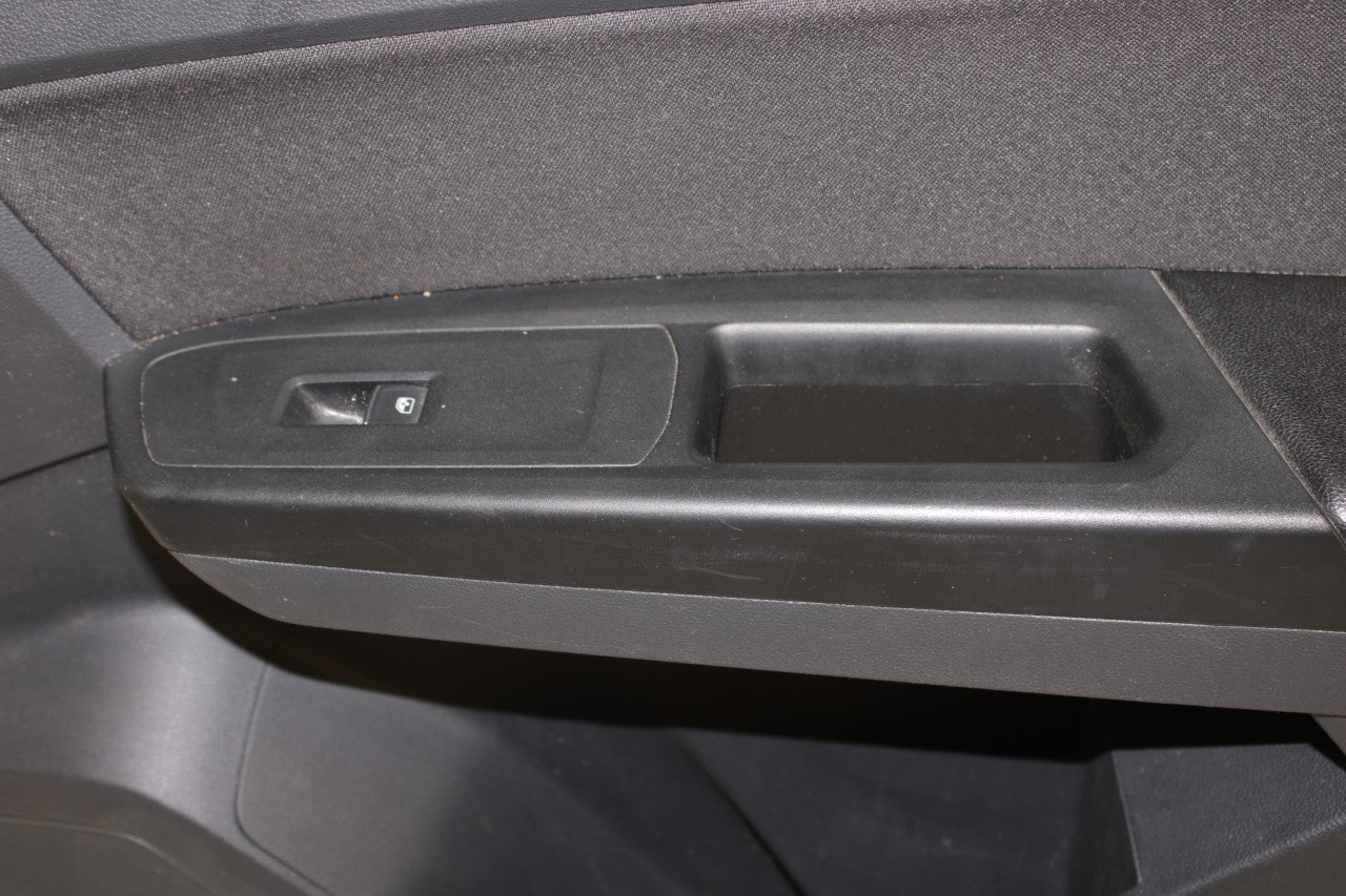 2018-19 Volkswagen Atlas S Front Right Door Trim Panel 3CN867012EHSG OEM *ReaD* - Alshned Auto Parts