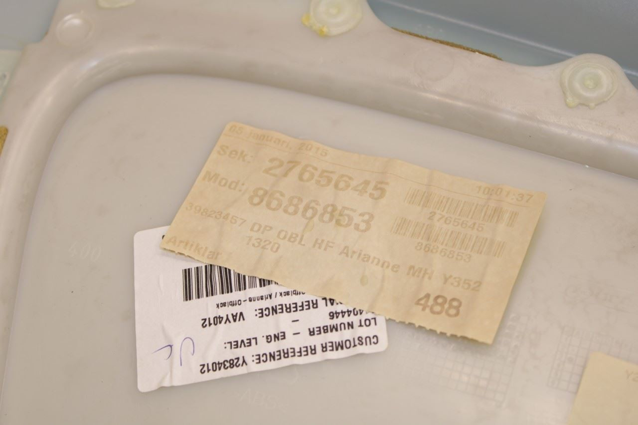 2014-2018 Volvo S60 T5 Premier Front Right Side Door Trim Panel 31366169 OEM - Alshned Auto Parts