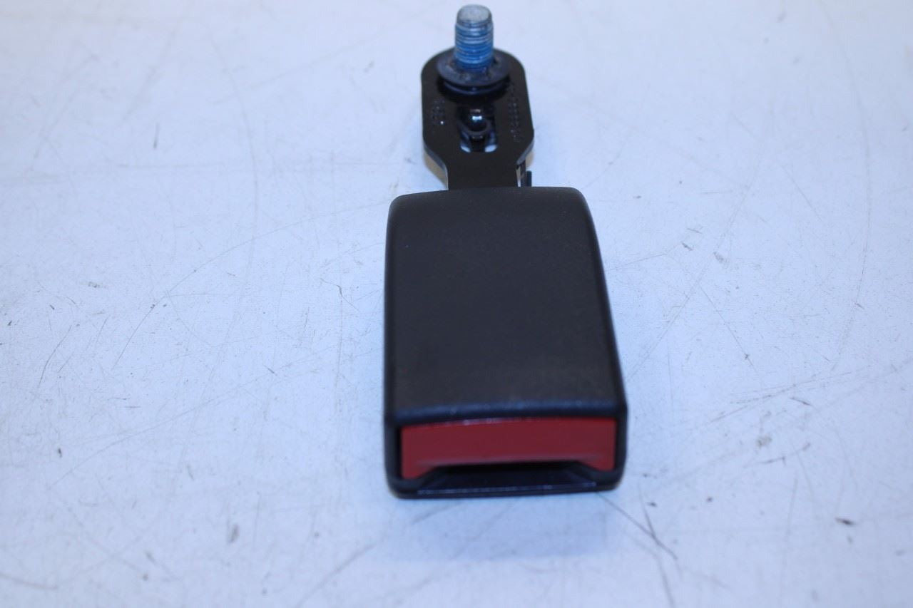12-15 Mercedes-Benz ML350 Rear Right and LH 2nd Row Center Seat Belt Buckle Set - Alshned Auto Parts