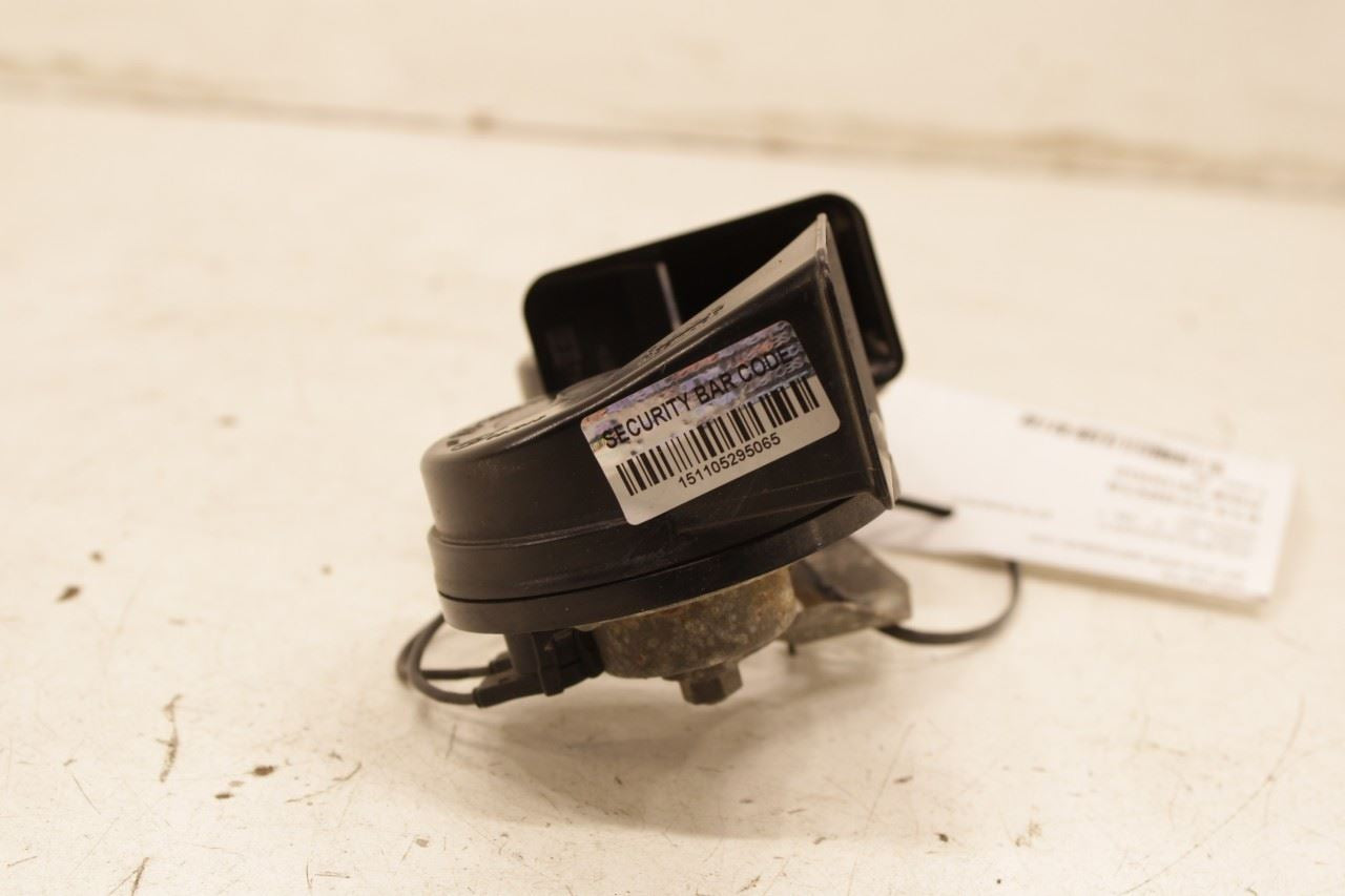 2018-2023 RAM 2500 3500 Tradesman High and Low Note Horn w/ Bracket 68297891AC - Alshned Auto Parts