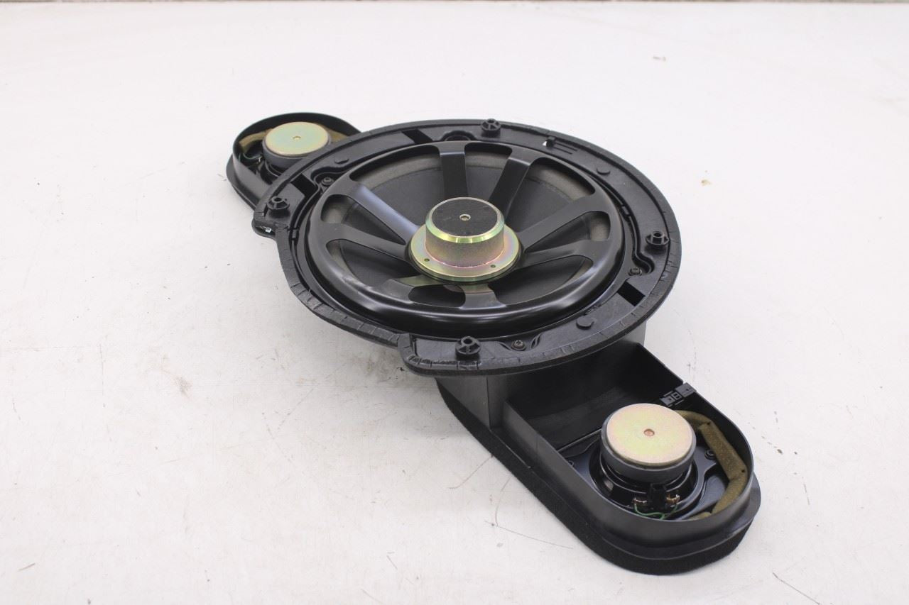2003-2006 Mercedes-Benz E500 Rear Deck Parcel Shelf Center Speaker 21182028024
