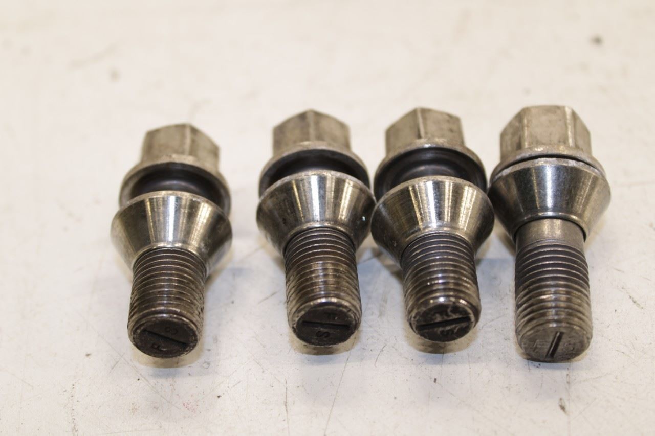 2014-2020 Maserati Ghibli S Q4 Wheel Lug Nut Bolt Stud Set of 20 670005351 OEM - Alshned Auto Parts
