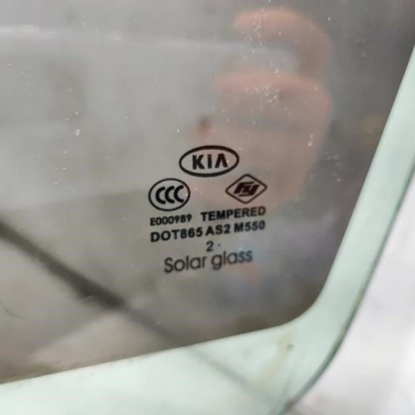 2011-2015 Kia Optima LX Front Left Driver Side Door Window Glass 82411-2T010 OEM4
