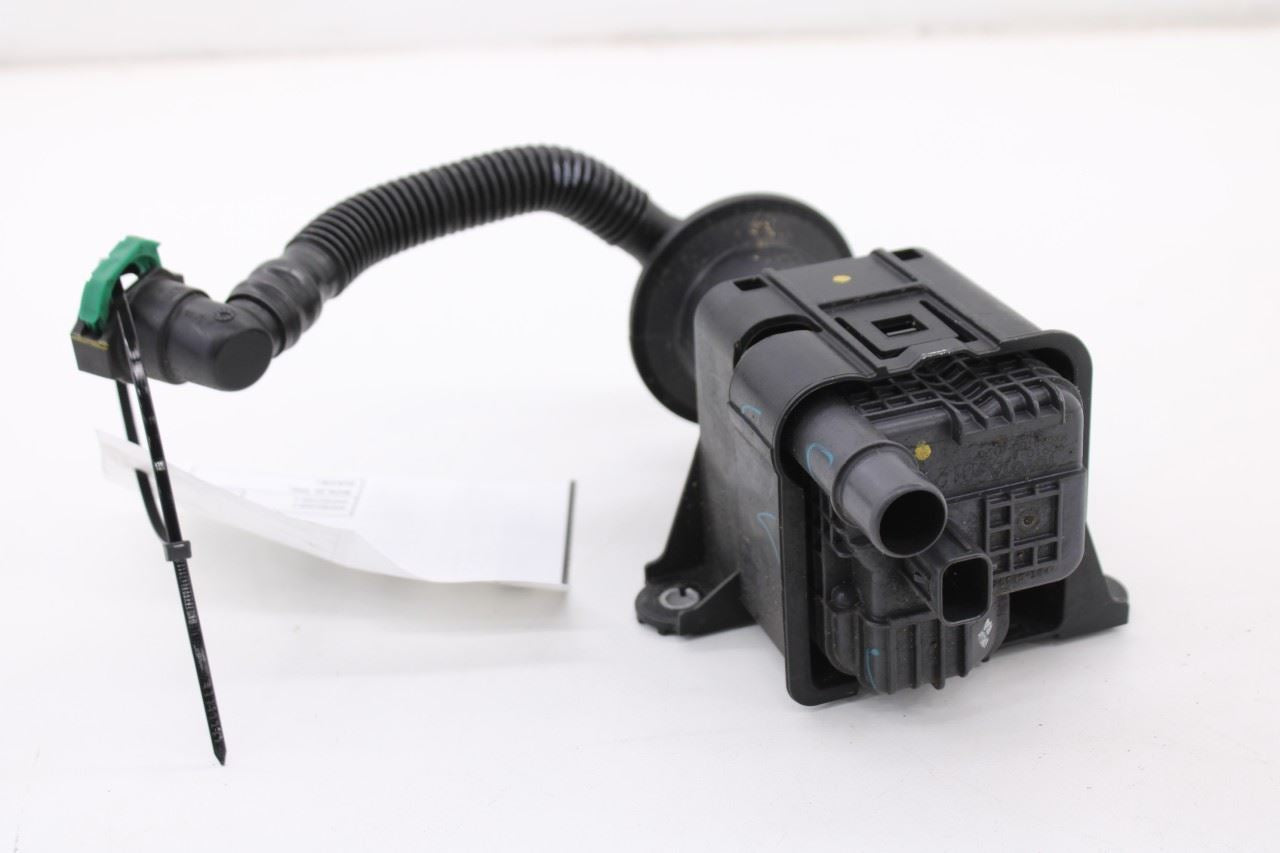 2019-2025 Toyota Corolla LE 2.0L Fuel Vapor Leak Detection Pump 90910-AF006 OEM0
