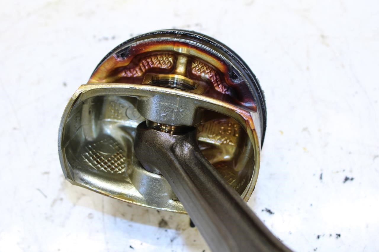 2011-15 Jeep Grand Cherokee Limited 3.6L Engine Piston Right 3 w/ Connecting Rod - Alshned Auto Parts