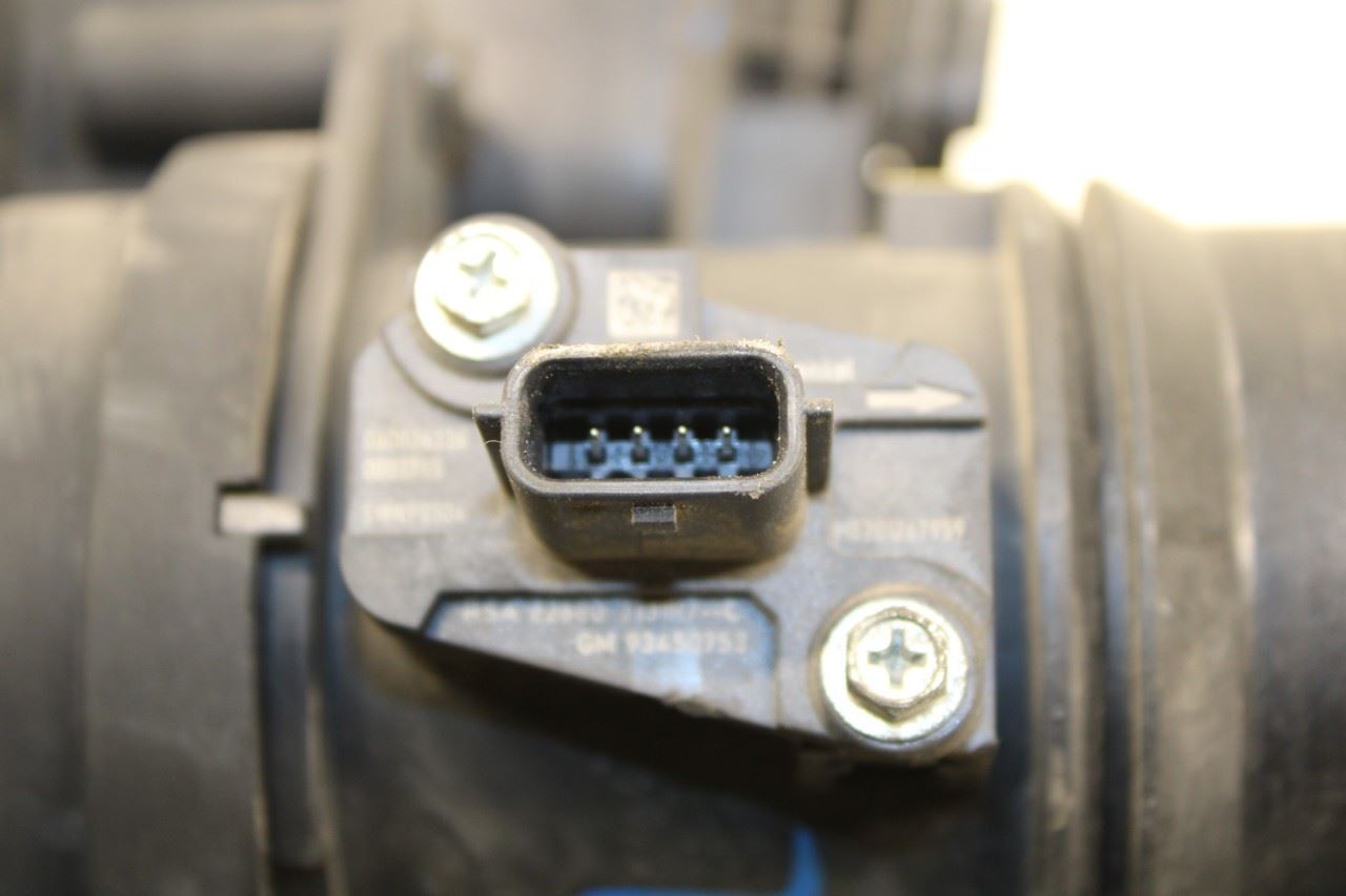 2016-24 Infiniti Q50 Premium 3.0L Left Side Air Intake Cleaner w/ Sensor *ReaD* - Alshned Auto Parts