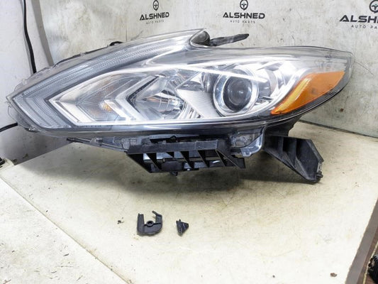 2015-2018 Nissan Altima Front Left Driver Headlight Lamp 26060-9HS0A OEM *ReaD* - Alshned Auto Parts