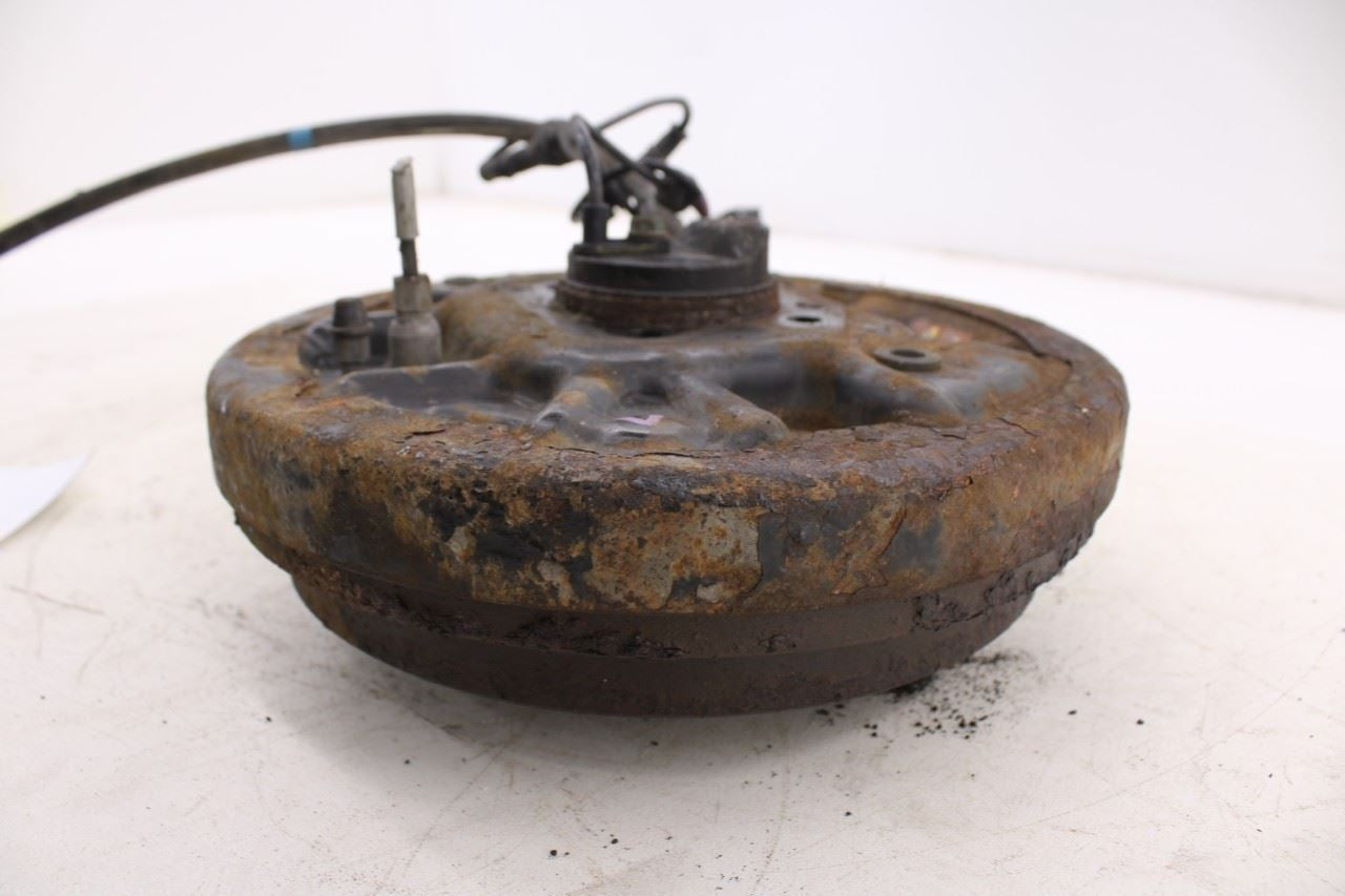 2013-2019 Nissan Sentra SV Rear Left Side Wheel Hub and Brake Drum 43206-3SG0C7