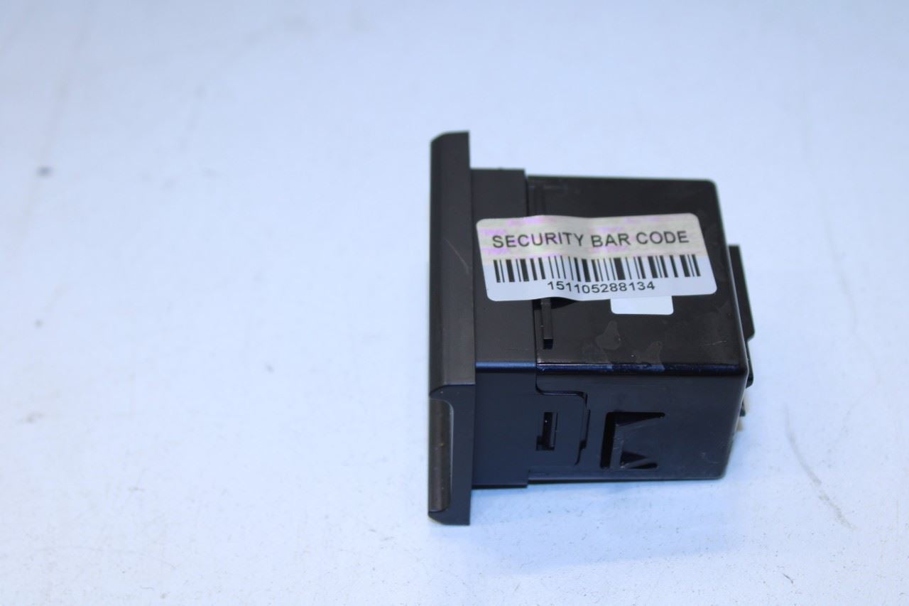20-22 Kia Soul LX 2.0L FWD Front Center Console USB Charger Port 96120-K0110 OEM - Alshned Auto Parts