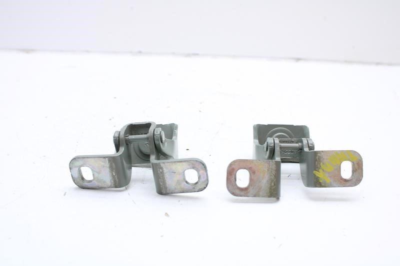 2024-25 Chevrolet Trax Rear Right and Left Side Liftgate Hinge Set 42733235 OEM - Alshned Auto Parts
