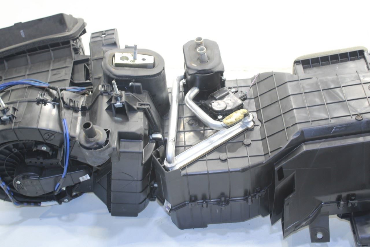 2014-2015 Ram 1500 Crew Cab Laramie HVAC Heater Blower Housing Box 68195966AE - Alshned Auto Parts