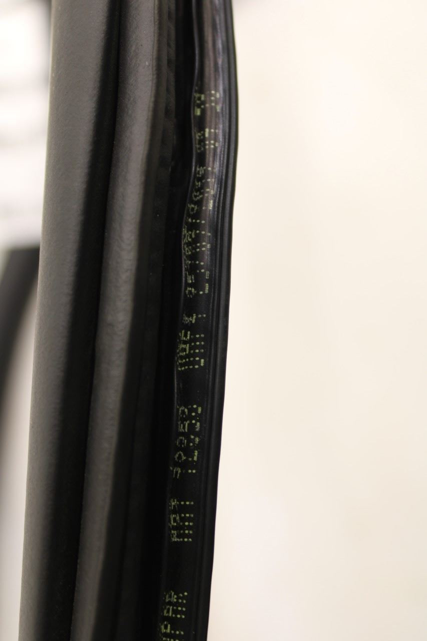 2015-2023 Jeep Renegade Rear Left Driver Door Weatherstrip On Body 68339130AA - Alshned Auto Parts