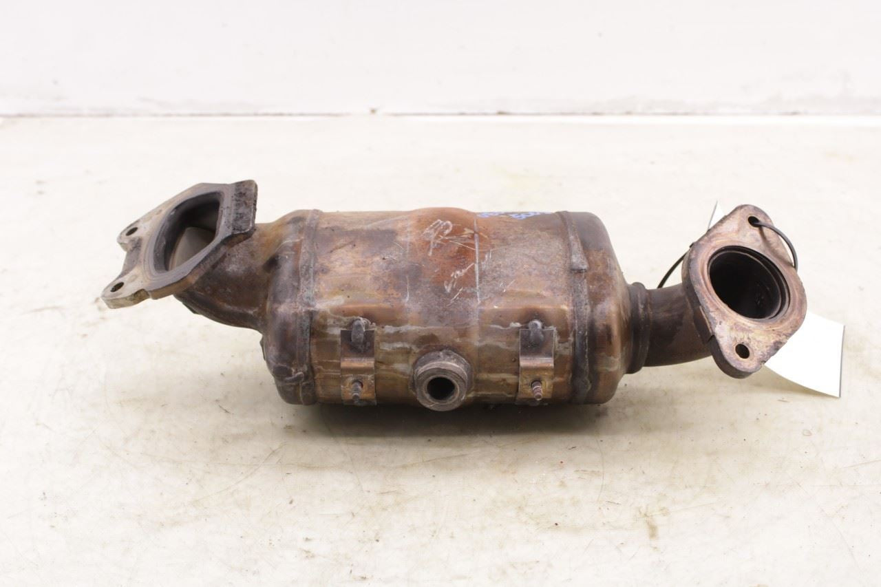 2017-18 Chrysler Pacifica Limited 3.6L FWD Front Exhaust Manifold 68184158AD OEM - Alshned Auto Parts