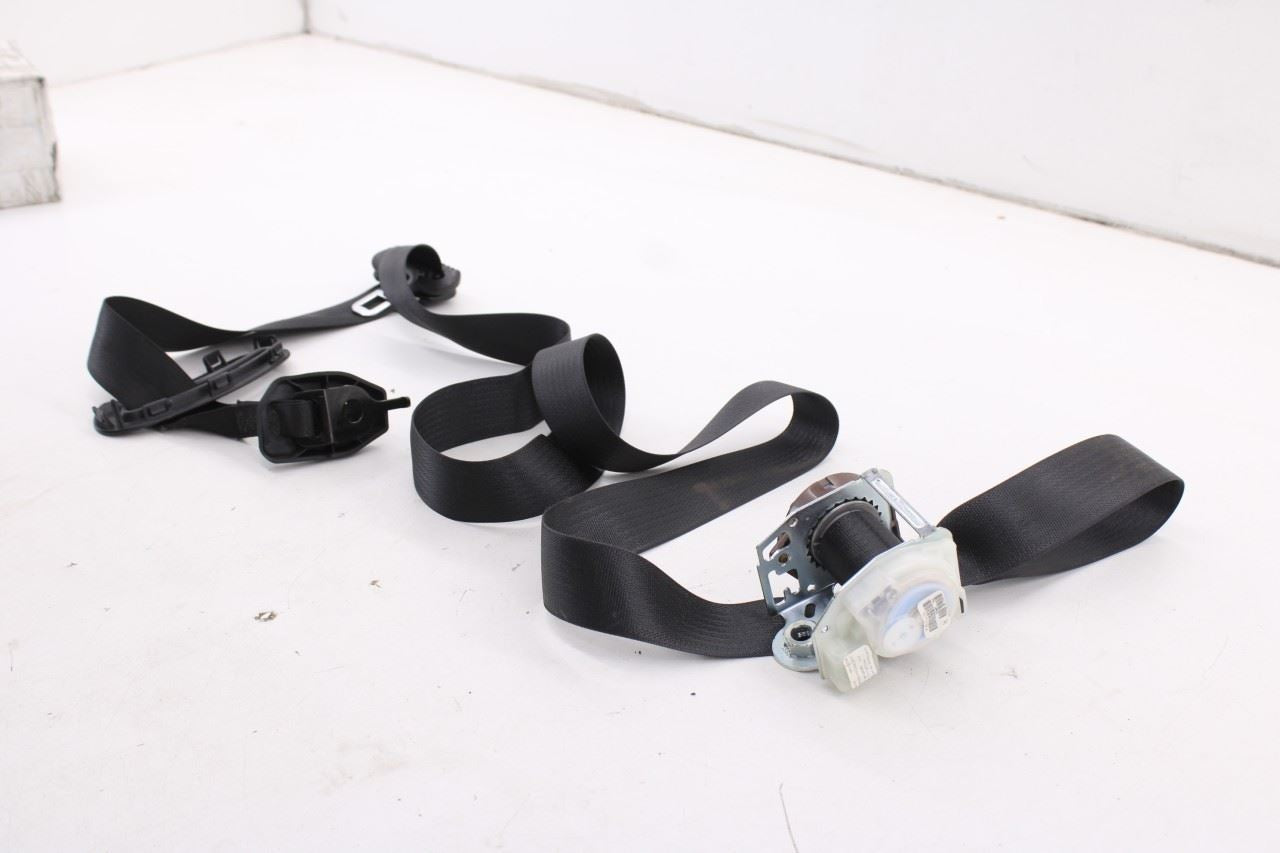 2014-2018 Dodge Durango SXT 3.6L AWD Rear Right Side 2nd Row Seat Belt Retractor - Alshned Auto Parts