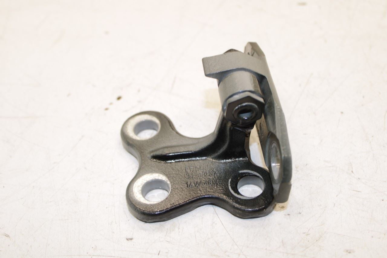 2015-18 Volvo S60 T5 Premier Front Left Door Hinge Upper and Lower Pair 31218520 - Alshned Auto Parts
