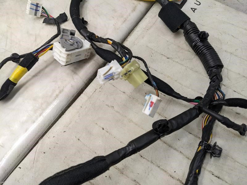 2017-2018 Hyundai Elantra Dash Instrument Panel Wire Harness 91104-F3151 OEM3