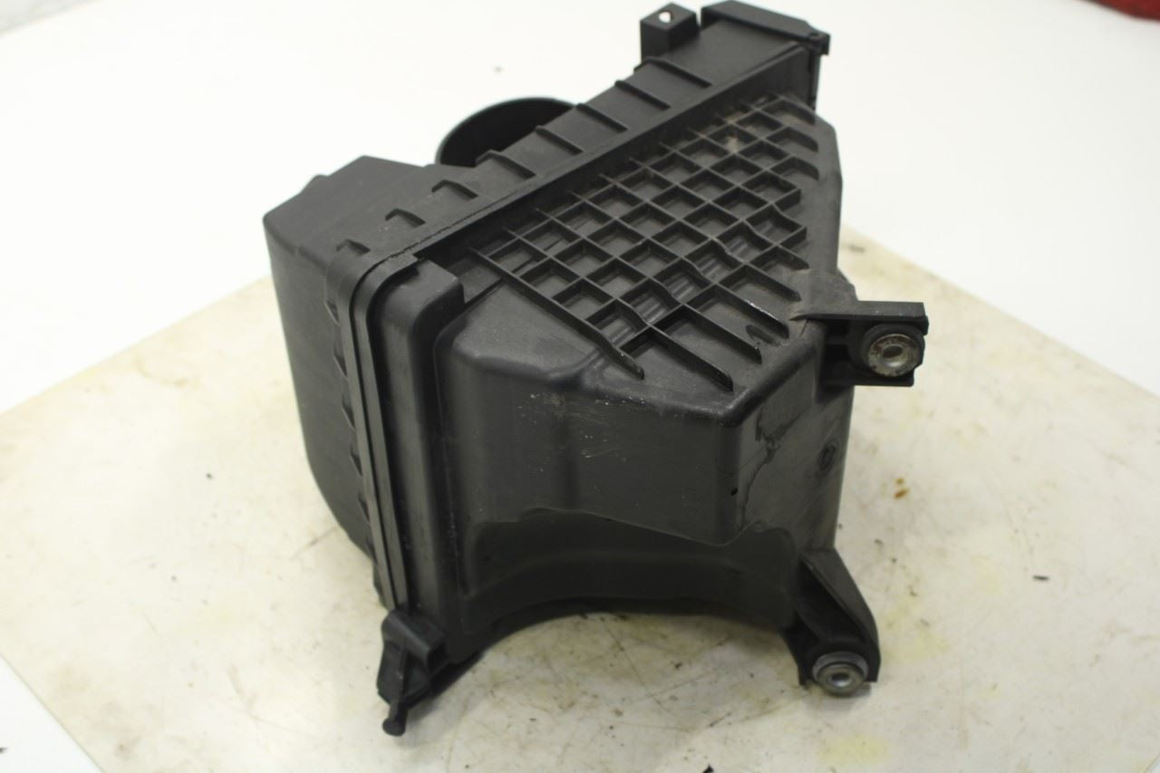 2019-2020 Kia Sorento LX 3.3L FWD Air Intake Cleaner Assembly 28110C5250 OEM - Alshned Auto Parts