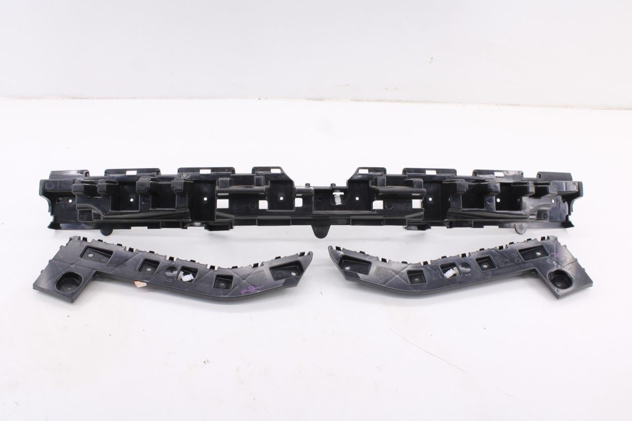 20-26 Ford Explorer Interceptor Rear Bumper Center Isolator and RH Left Bracket0