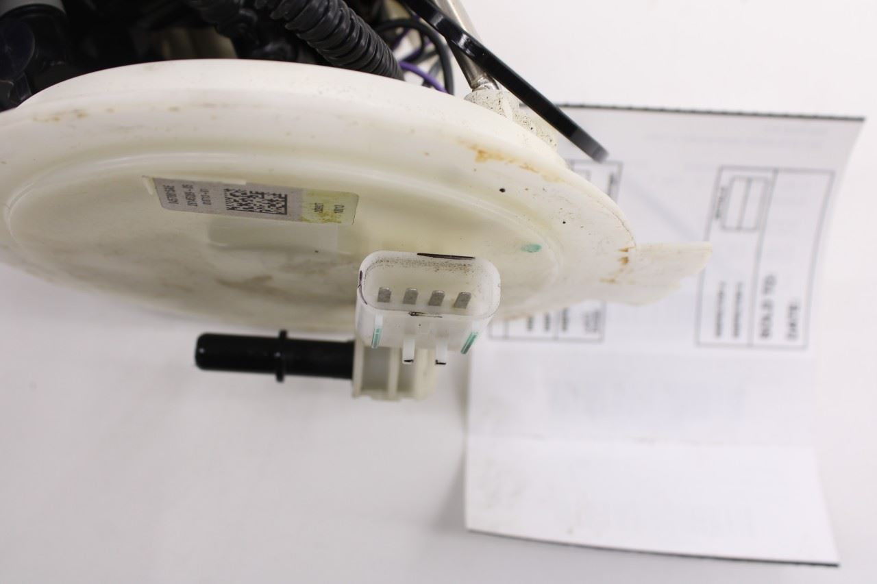 2011-2015 Jeep Grand Cherokee Limited 3.6L In Tank Fuel Pump Assembly 04578815AE11