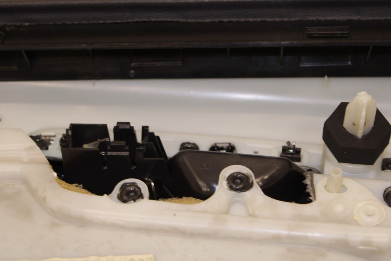 2014-2018 Volvo S60 T5 Premier Rear Right Passenger Door Trim Panel 39832590 OEM - Alshned Auto Parts