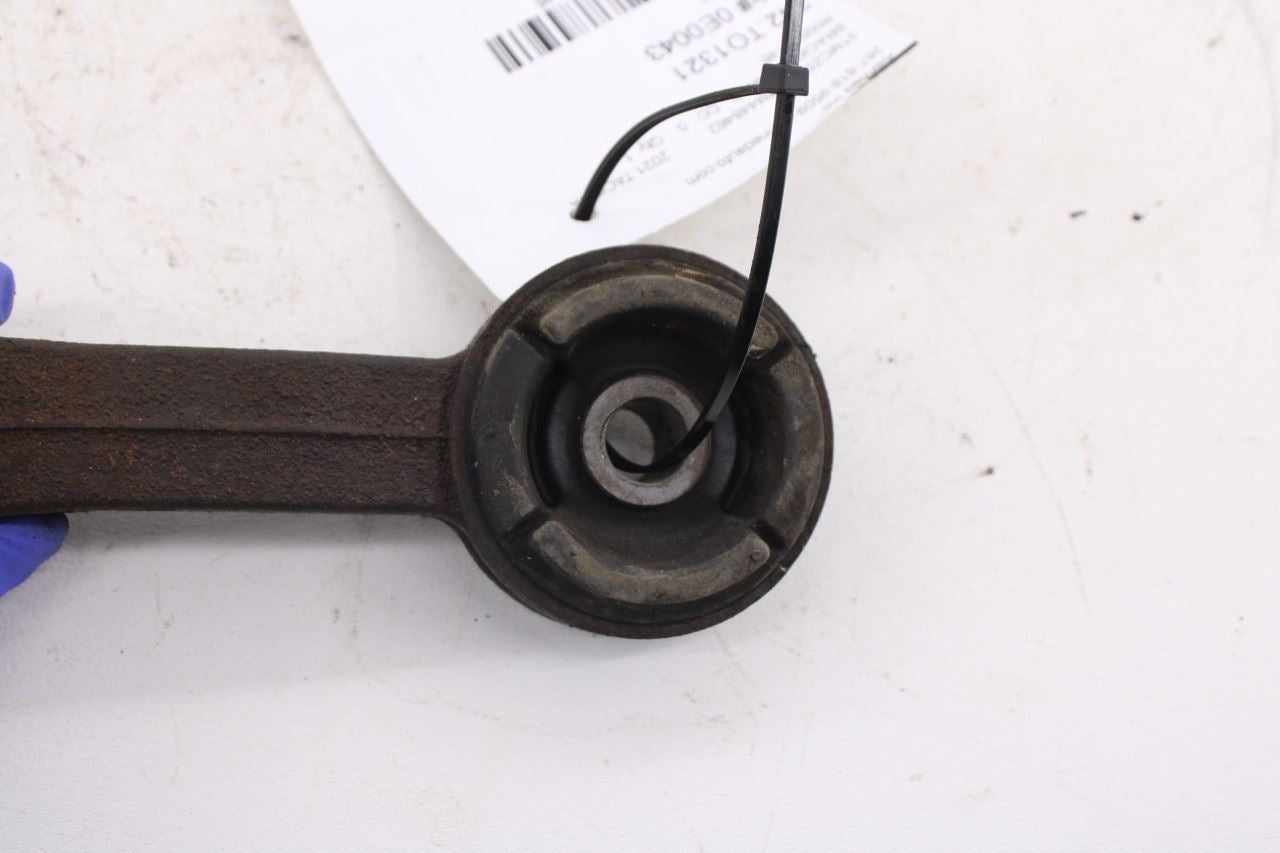 05-23 Toyota Tacoma SR5 3.5L Front Right Side Axle Differential Support Bracket9