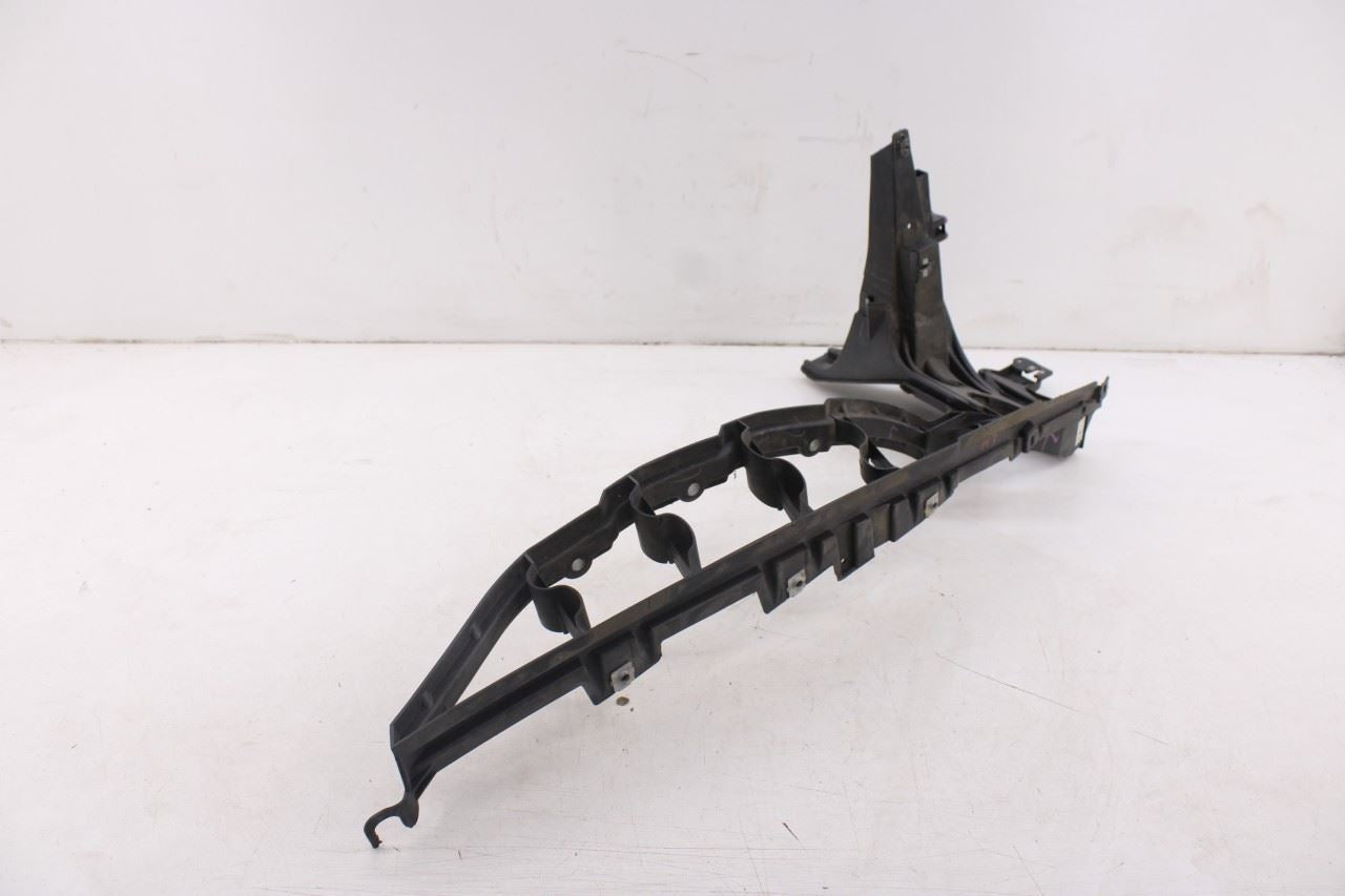 07-13 BMW X5 xDrive35i Front Fender Driver Left Side Upper Support Mount Bracket6