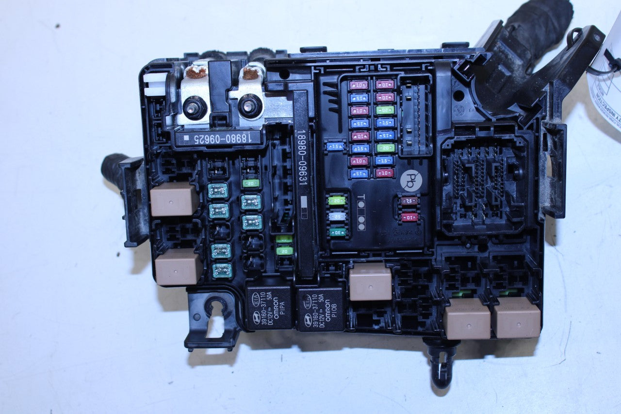 2020-22 Kia Soul LX 2.0L FWD Engine Bay Fuse Relay Junction Box 91240-K0341 OEM - Alshned Auto Parts