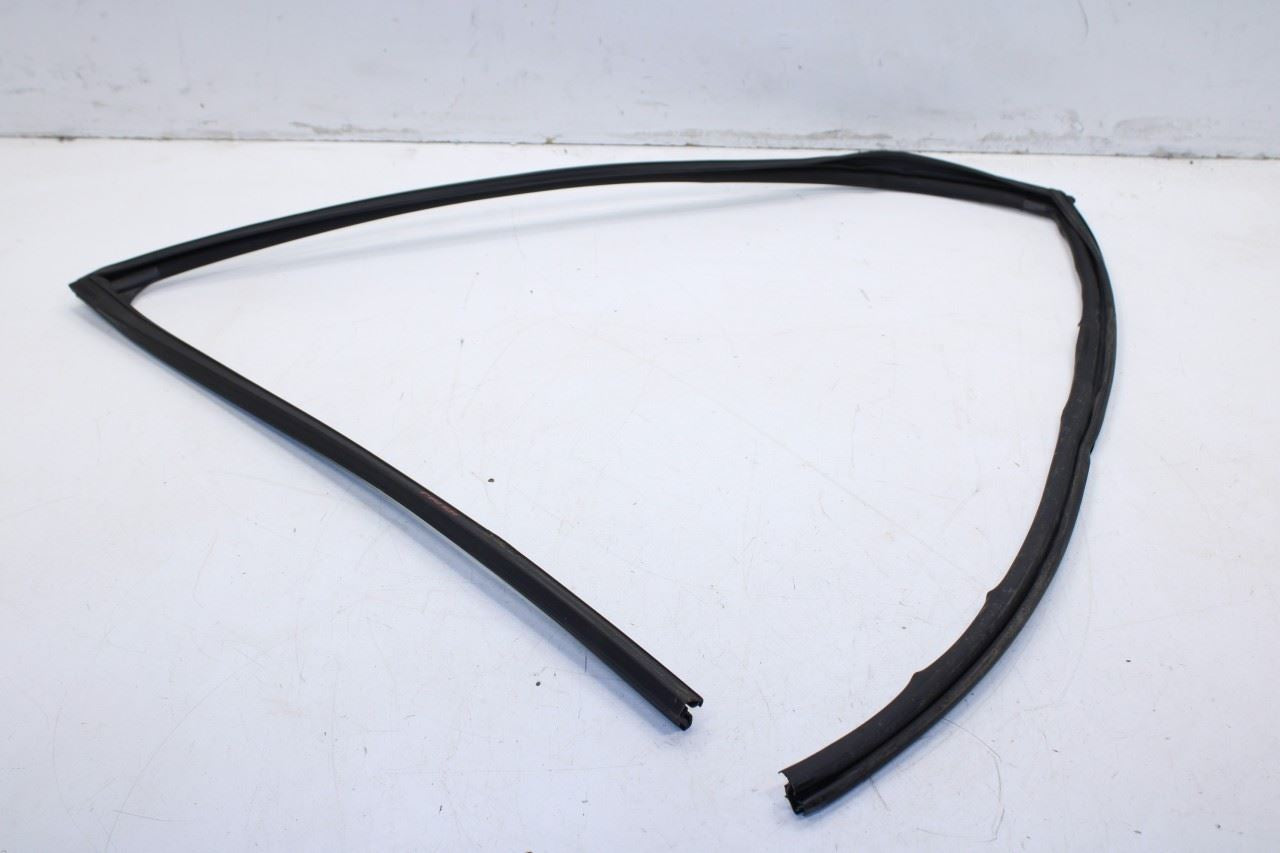 13-20 Nissan Pathfinder Front Right Door Window Run Channel w/ Belt Weatherstrip - Alshned Auto Parts