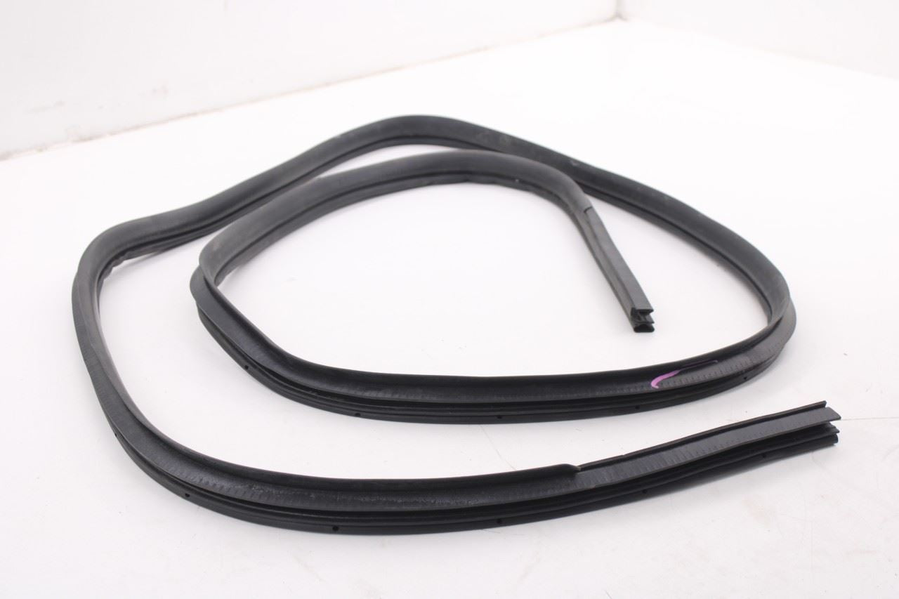 2011-25 Mitsubishi Outlander Sport SE Front Left Side Door Weatherstrip On Body7