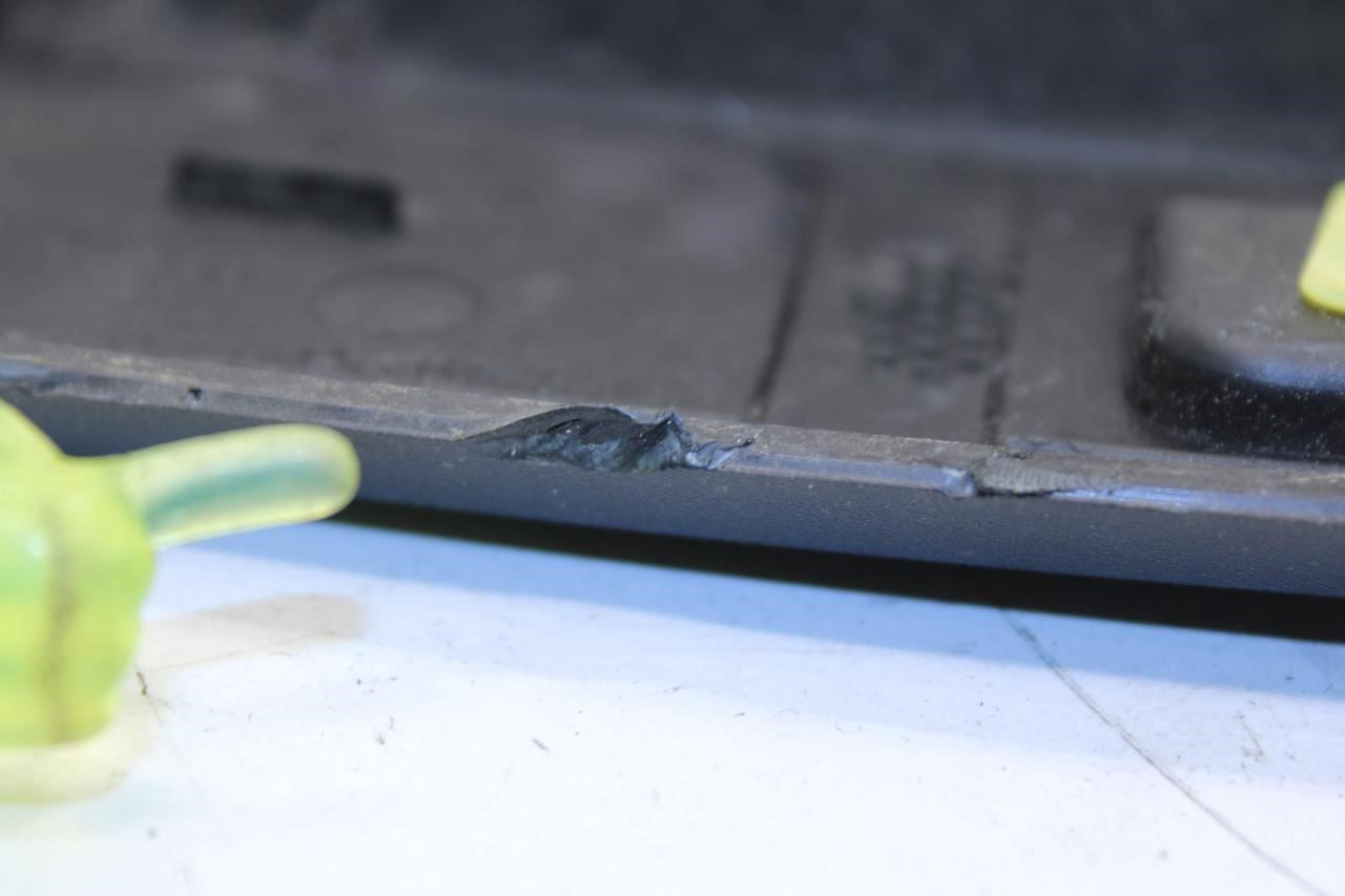 19-25 Cadillac XT4 Premium Rear Right Quarter Wheel Arch Molding 84639213 *ReaD* - Alshned Auto Parts