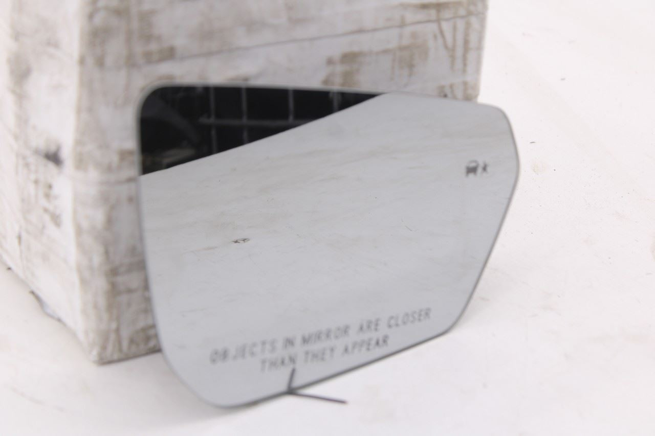 18-24 Chevrolet Equinox LT FWD Front Passenger Right Side Rear View Mirror Glass2