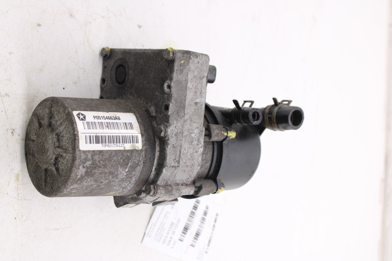2014-2015 Jeep Grand Cherokee Limited 3.6L 4x4 Power Steering Pump 05154663AB8